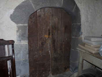 La porte de la Cave